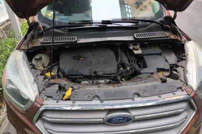 Ford Kuga 2017, 119100 км, за 38374.54 CNY - фото 21