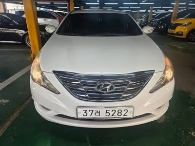 Hyundai Sonata 2011, 110962 км, за 3300000 KRW