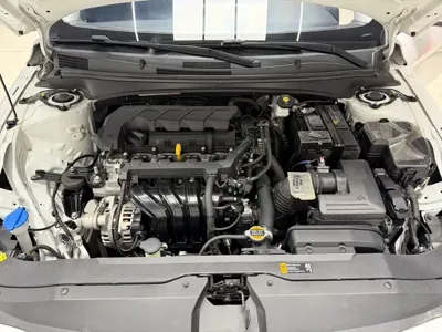 Hyundai Elantra 2023, 44000 км, за 99800 CNY - фото 18