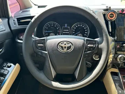 Toyota Alphard 2017, 131000 км, за 327000 CNY - фото 5