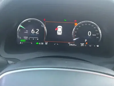 Toyota Camry 2023, 69600 км, за 123000 CNY - фото 14