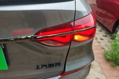 Chevrolet Monza 2019, 118500 км, за 42004.65 CNY - фото 9