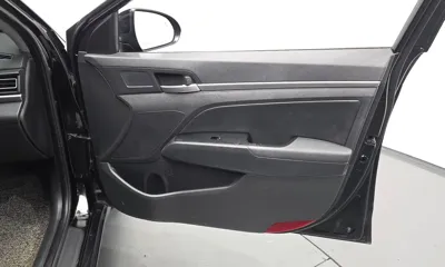 Hyundai Avante 2019, 68037 км, за 10500000 KRW - фото 25