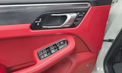 Porsche Macan 2024, 7753 км, за 128500000 KRW - фото 30