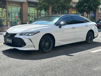 Toyota Avalon · 2021 год