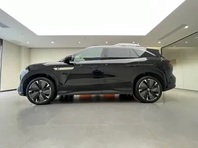 BYD 唐L 2025, 2000 км, за 186800 CNY - фото 3