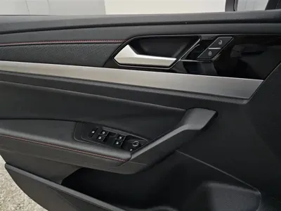 Volkswagen Lavida 2024, 4700 км, за 83900 CNY - фото 8
