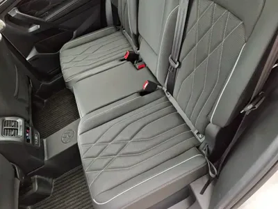 Volkswagen Tiguan L 2022, 74200 км, за 102600 CNY - фото 17
