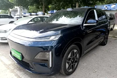 Deepal S09 · 2025 год