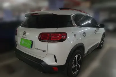 Citroen C5 Aircross 2017, 60700 км, за 57607.47 CNY