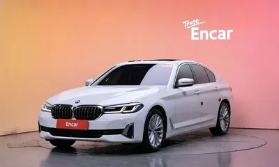 BMW 5-Series · 2021 год