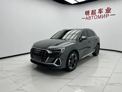 Audi Q3 2022, 25000 км, за 192800 CNY