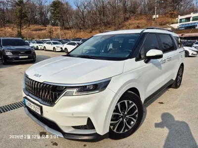 Kia Canival · 2023 год