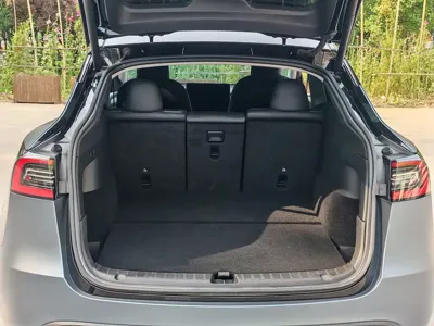 Tesla Model Y 2022, 80000 км, за 148000 CNY - фото 14