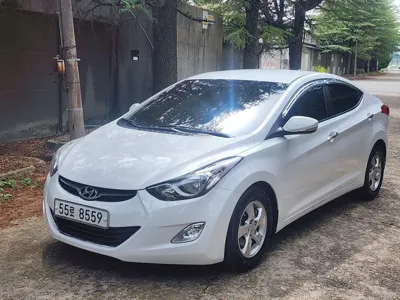 Hyundai Avante · 2011 год