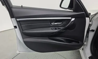 BMW 3-Series 2018, 59819 км, за 19900000 KRW - фото 24