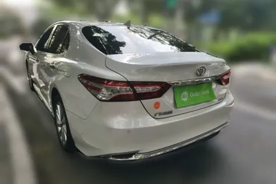Toyota Camry 2023, 63600 км, за 145571.71 CNY