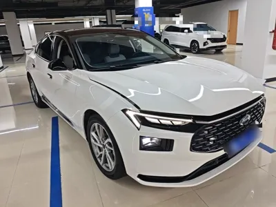 Ford Mondeo 2022, 38900 км, за 114056.33 CNY