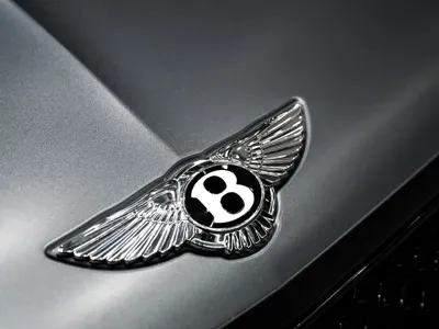 Bentley Bentayga 2021, 15000 км, за 1958000 CNY - фото 16