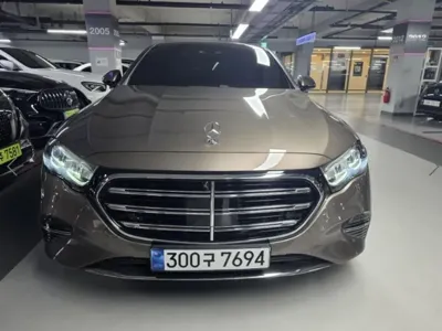 Mercedes-Benz E-Class · 2025 год