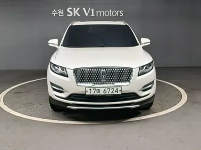 Lincoln MKC · 2019 год