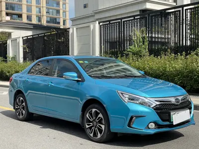 BYD Qin NEV 2016, 88000 км, за 32800 CNY - фото 2