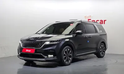 Kia Canival · 2023 год