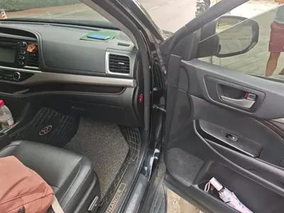 Toyota Highlander 2017, 144800 км, за 72400 CNY - фото 21