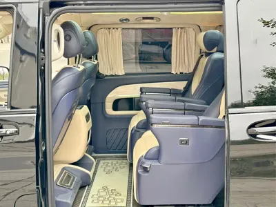 Mercedes-Benz V-Class 2018, 116800 км, за 149800 CNY - фото 8