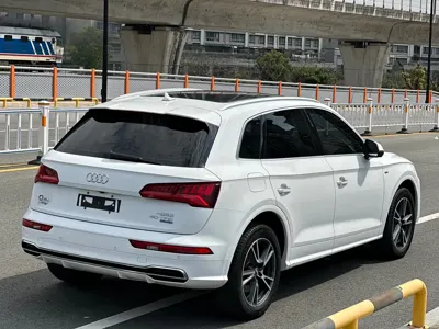 Audi Q5L 2021, 60000 км, за 146800 CNY - фото 16