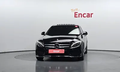 Mercedes-Benz C-Class 2017, 61215 км, за 18500000 KRW