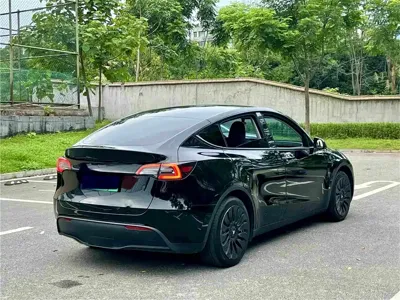 Tesla Model Y 2022, 173000 км, за 118800 CNY - фото 11