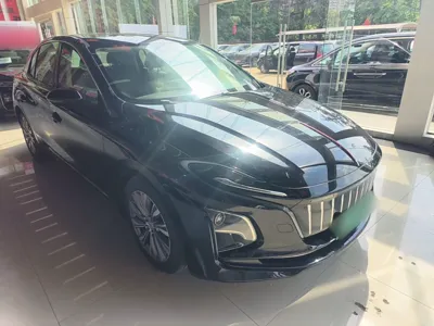 Hongqi E-QM5 2024, 12600 км, за 99053.21 CNY