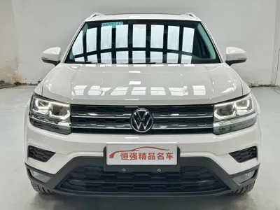 Volkswagen Tharu 2023, 29000 км, за 139800 CNY