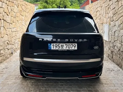 Land Rover Range Rover 2023, 73000 км, за 154200000 KRW