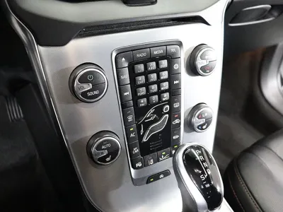 Volvo V40 2019, 72000 км, за 14300000 KRW - фото 10