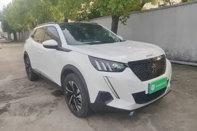 Peugeot 2008 2022, 19800 км, за 97462.49 CNY