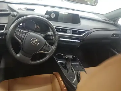 Lexus UX 2022, 28500 км, за 120000 CNY - фото 12