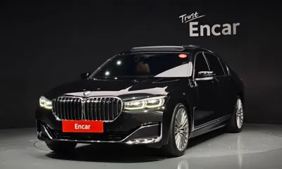BMW 7-Series · 2020 год