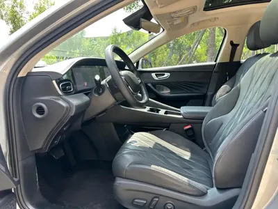 Roewe D7 2023, 19000 км, за 66800 CNY