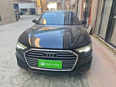 Audi A6L 2021, 137900 км, за 163900 CNY
