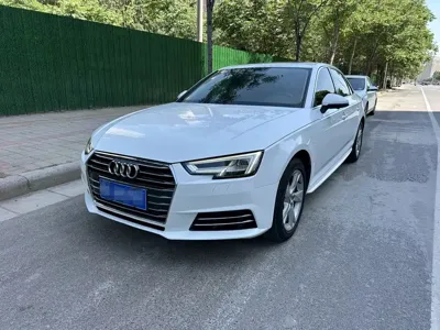 Audi A4L · 2017 год