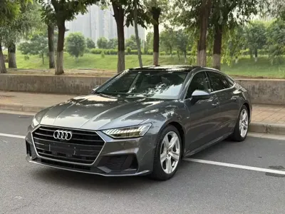 Audi A7 · 2021 год
