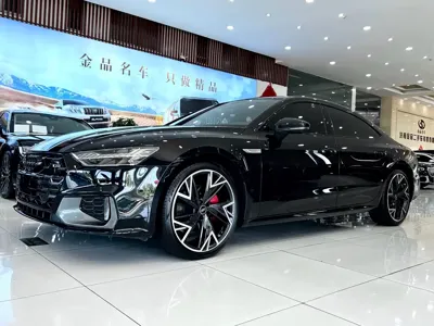 Audi A7L 2025, 9000 км, за 340300 CNY