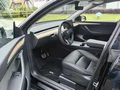 Tesla Model Y 2022, 69000 км, за 133800 CNY