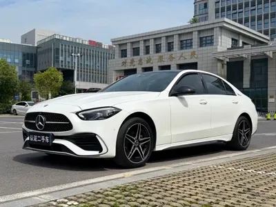 Mercedes-Benz C-Class · 2023 год