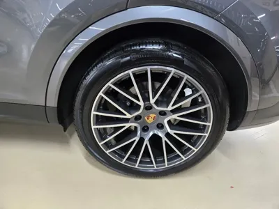 Porsche Cayenne 2020, 42500 км, за 82500000 KRW