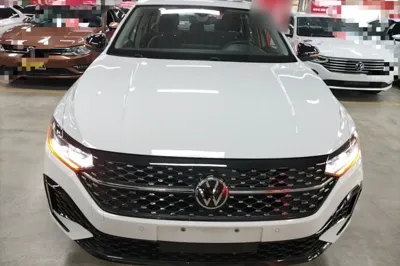 Volkswagen Lavida 2024, 3500 км, за 100571.25 CNY