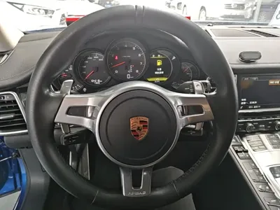 Porsche Panamera 2016, 104200 км, за 199200 CNY - фото 11