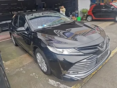 Toyota Camry 2021, 65100 км, за 95100 CNY